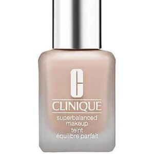 Clinique Superbalanced Foundation in Porcelain Beige 08